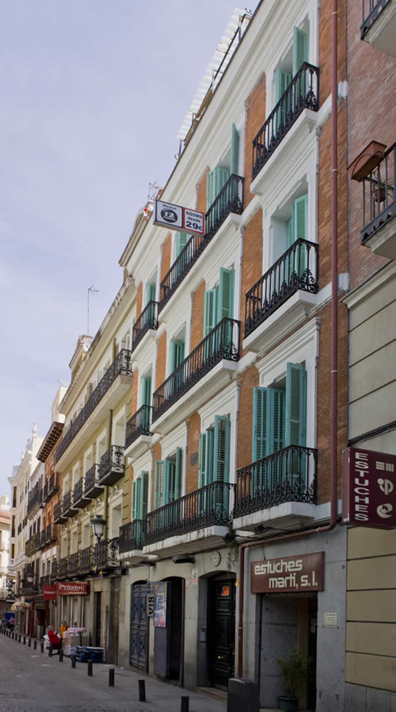 Hotel 12 Rooms