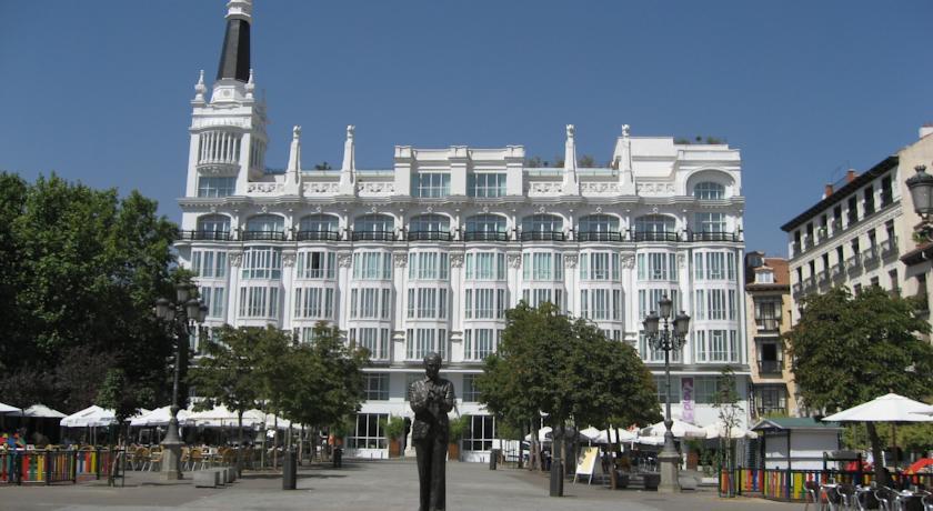 Hotel 12 Rooms