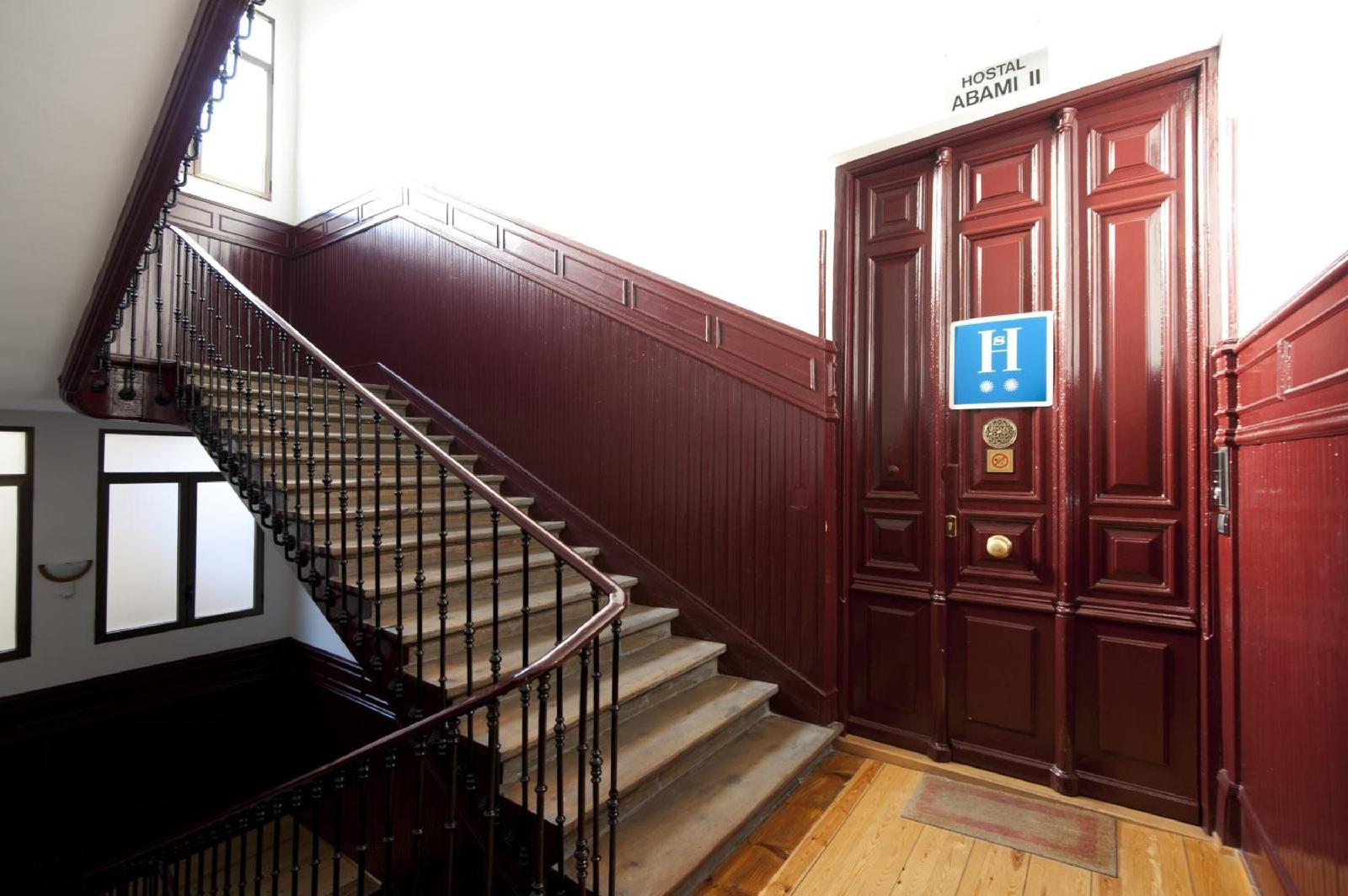 Hostal Abami Ii