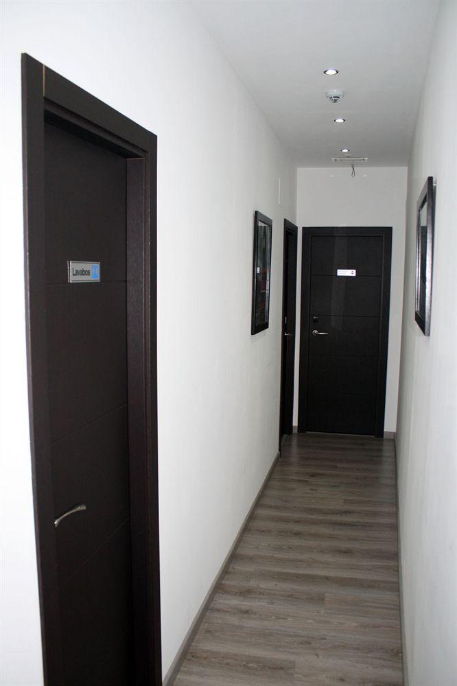 Hostal Mh Fuencarral