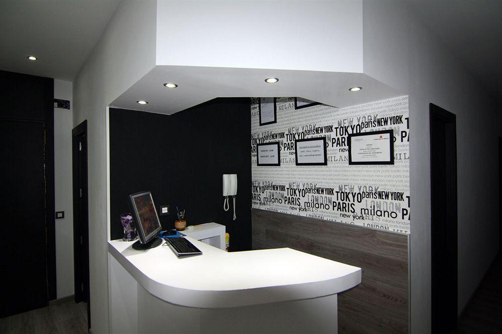 Hostal Mh Fuencarral