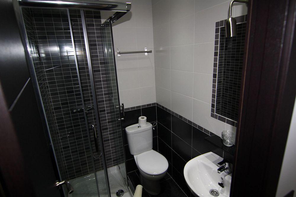 Hostal Mh Fuencarral