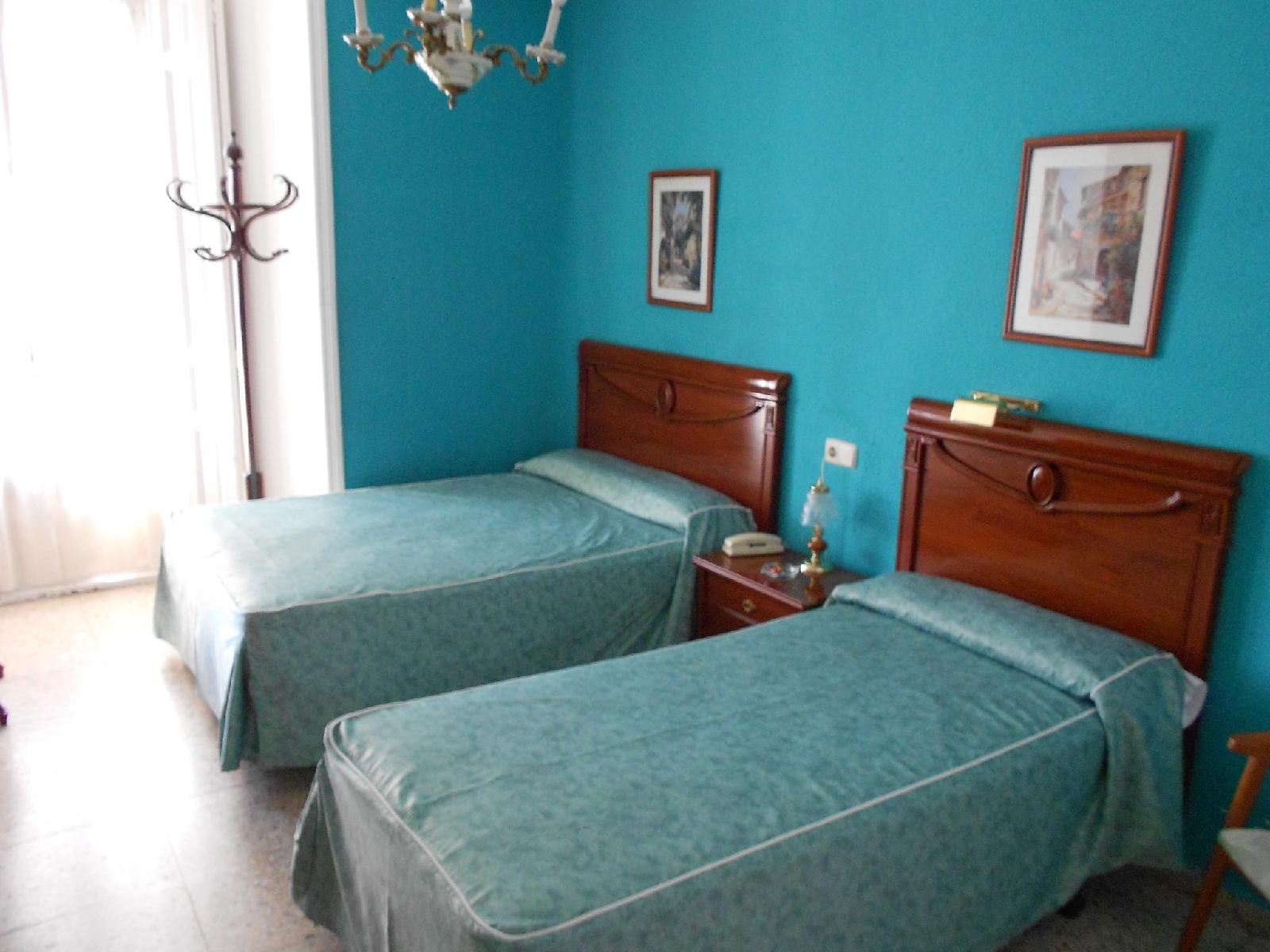 Hostal Valencia Madrid