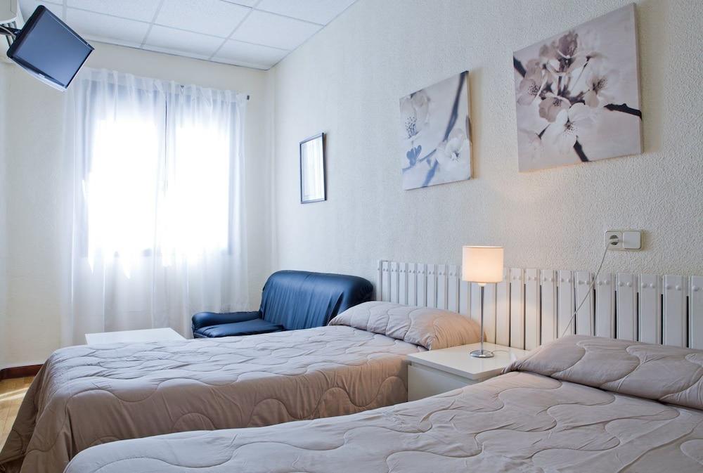 Hostal América