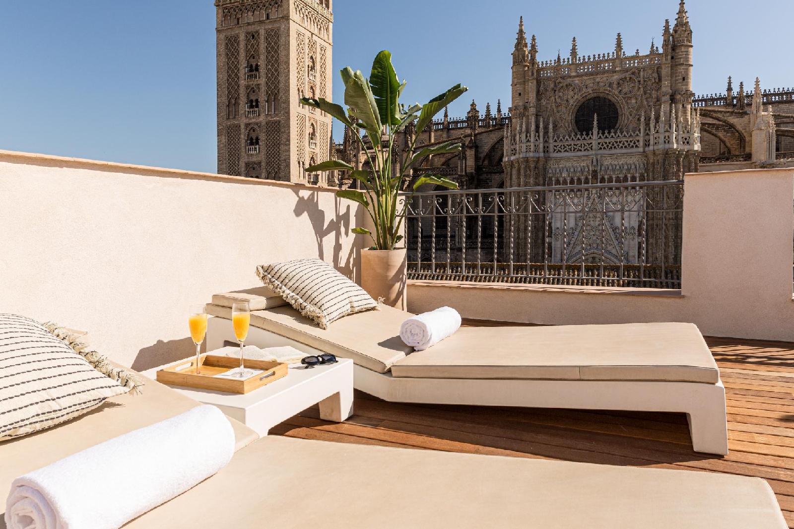 Puerta Catedral Suites
