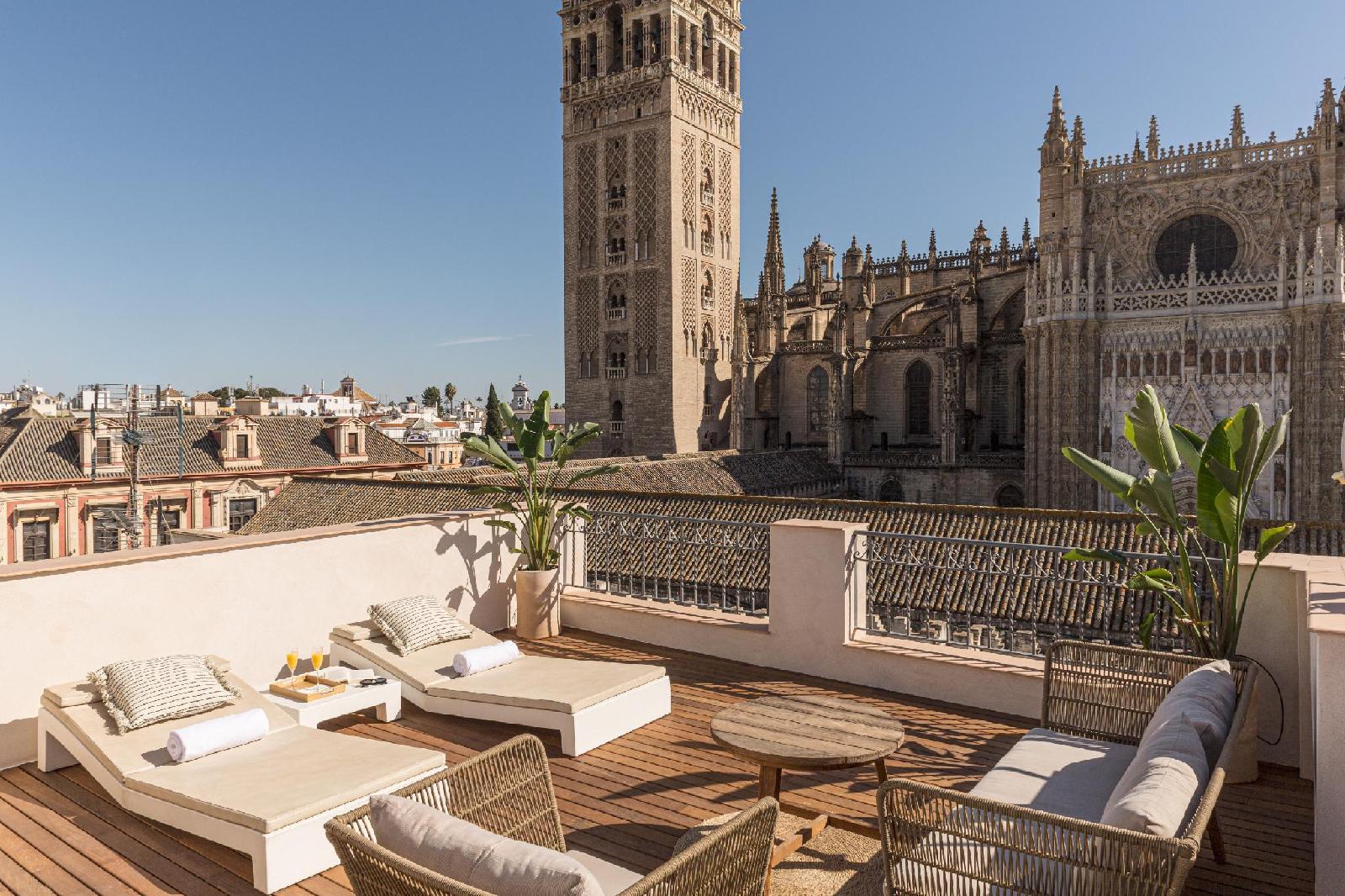 Puerta Catedral Suites