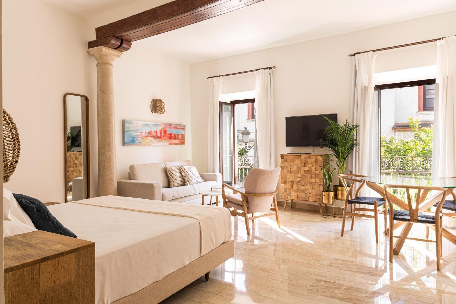 Puerta Catedral Suites