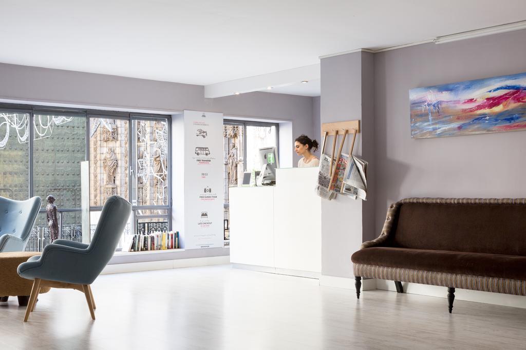 Puerta Catedral Suites