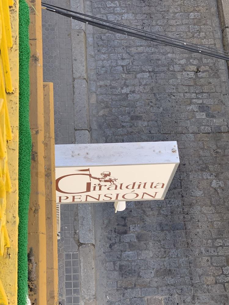 Pensión La Giraldilla