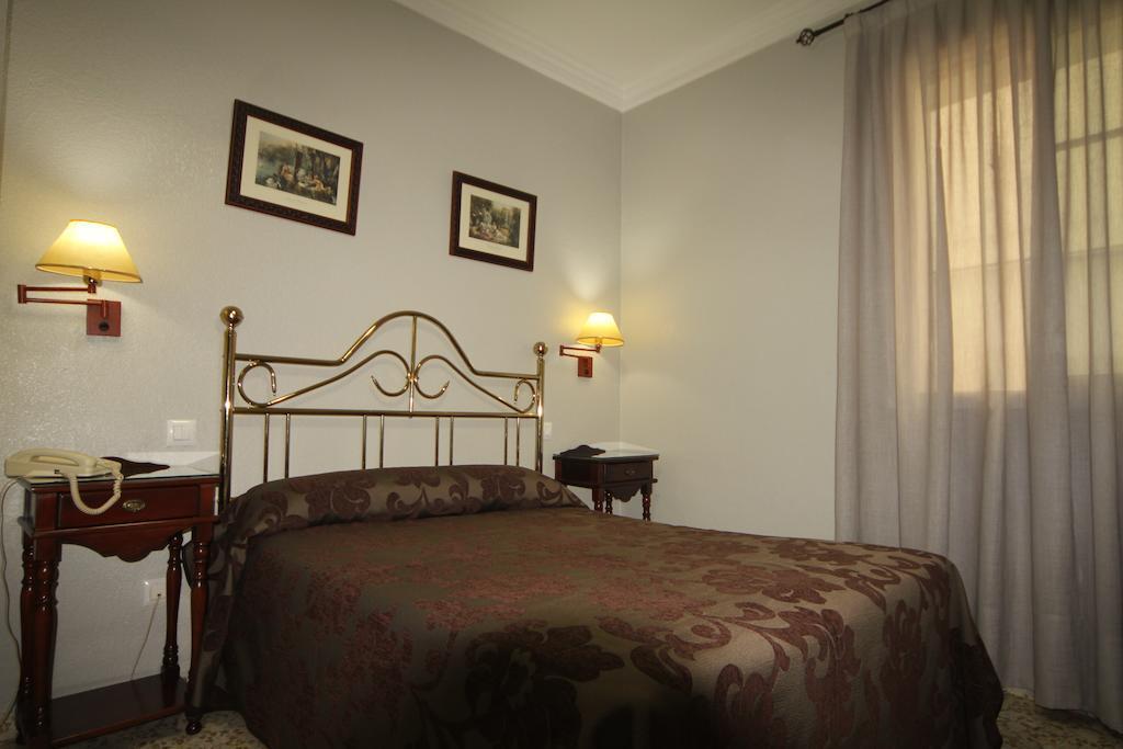 Hostal Roma