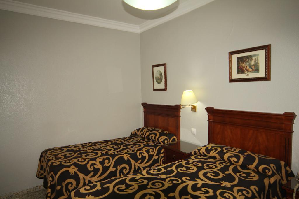 Hostal Roma