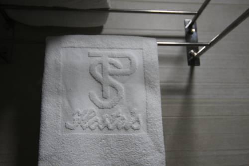 Hostal Roma
