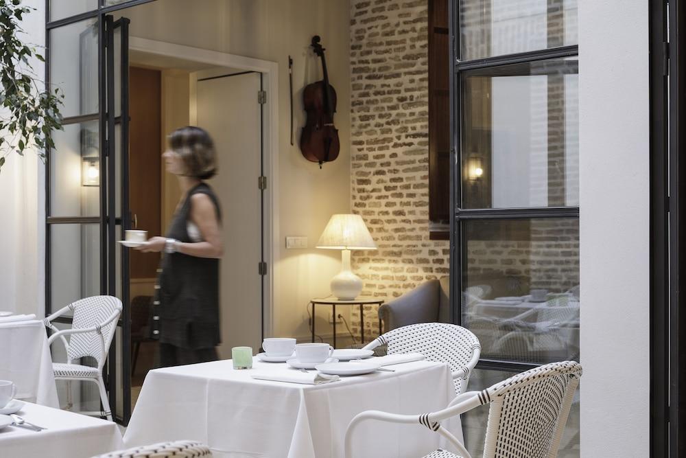 Hotel Amadeus Sevilla