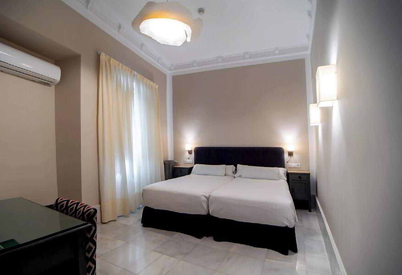 Hotel Simón