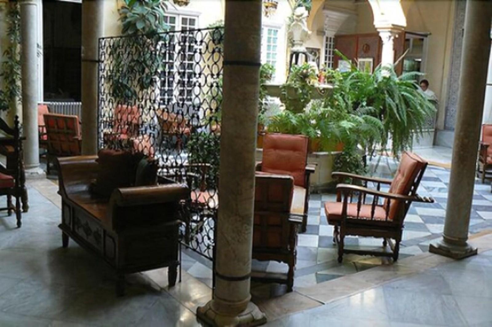 Hotel Simón