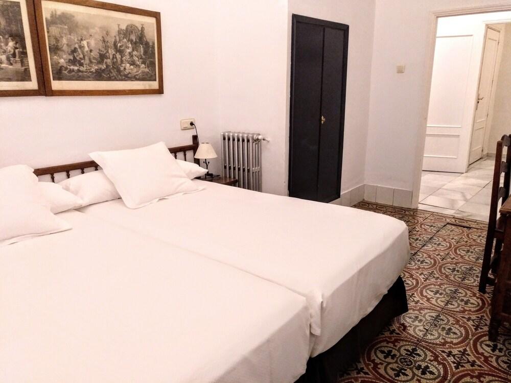 Hotel Simón