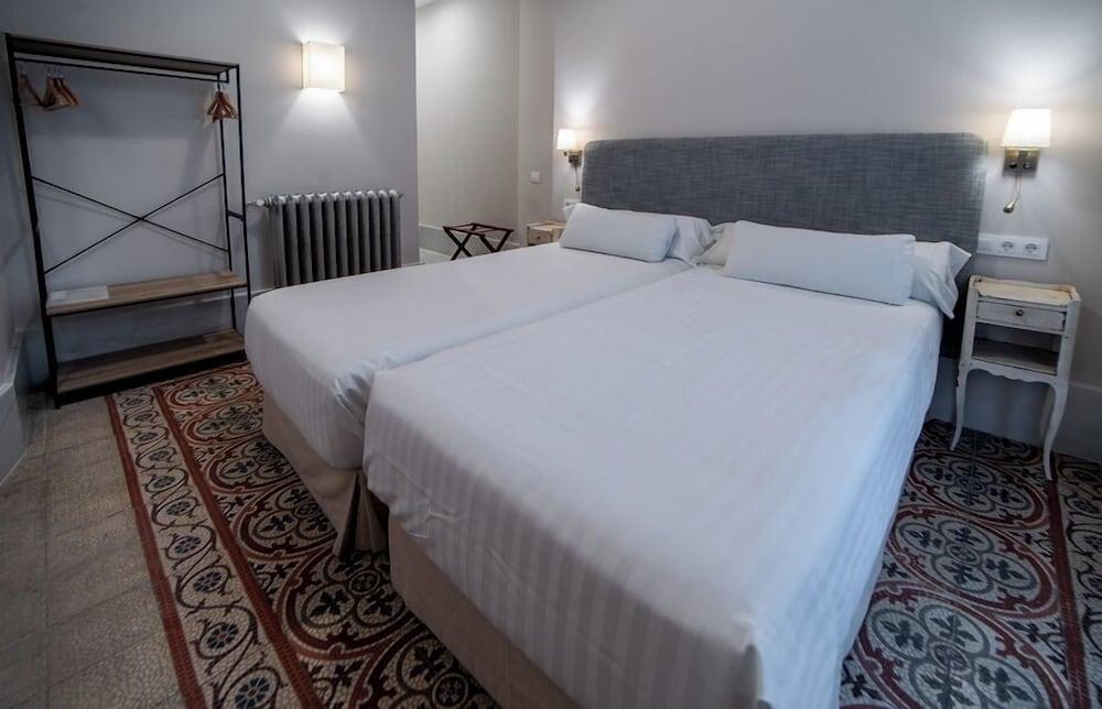 Hotel Simón