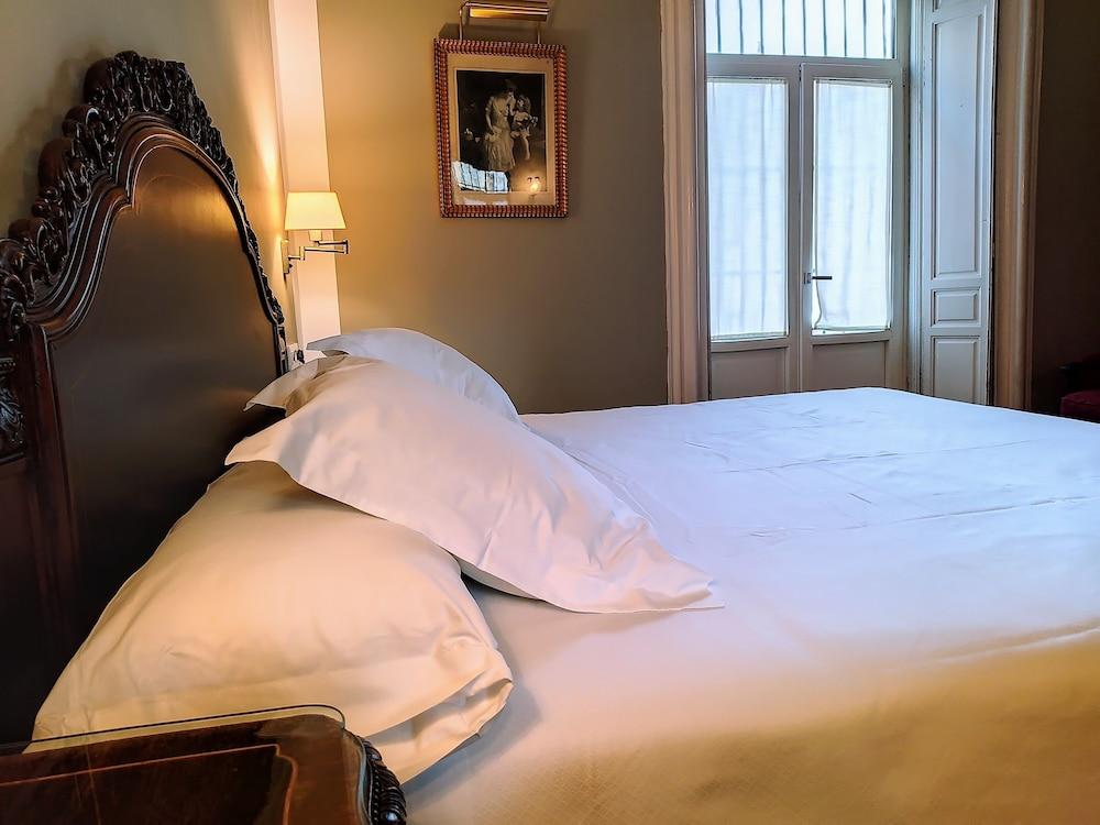 Hotel Simón