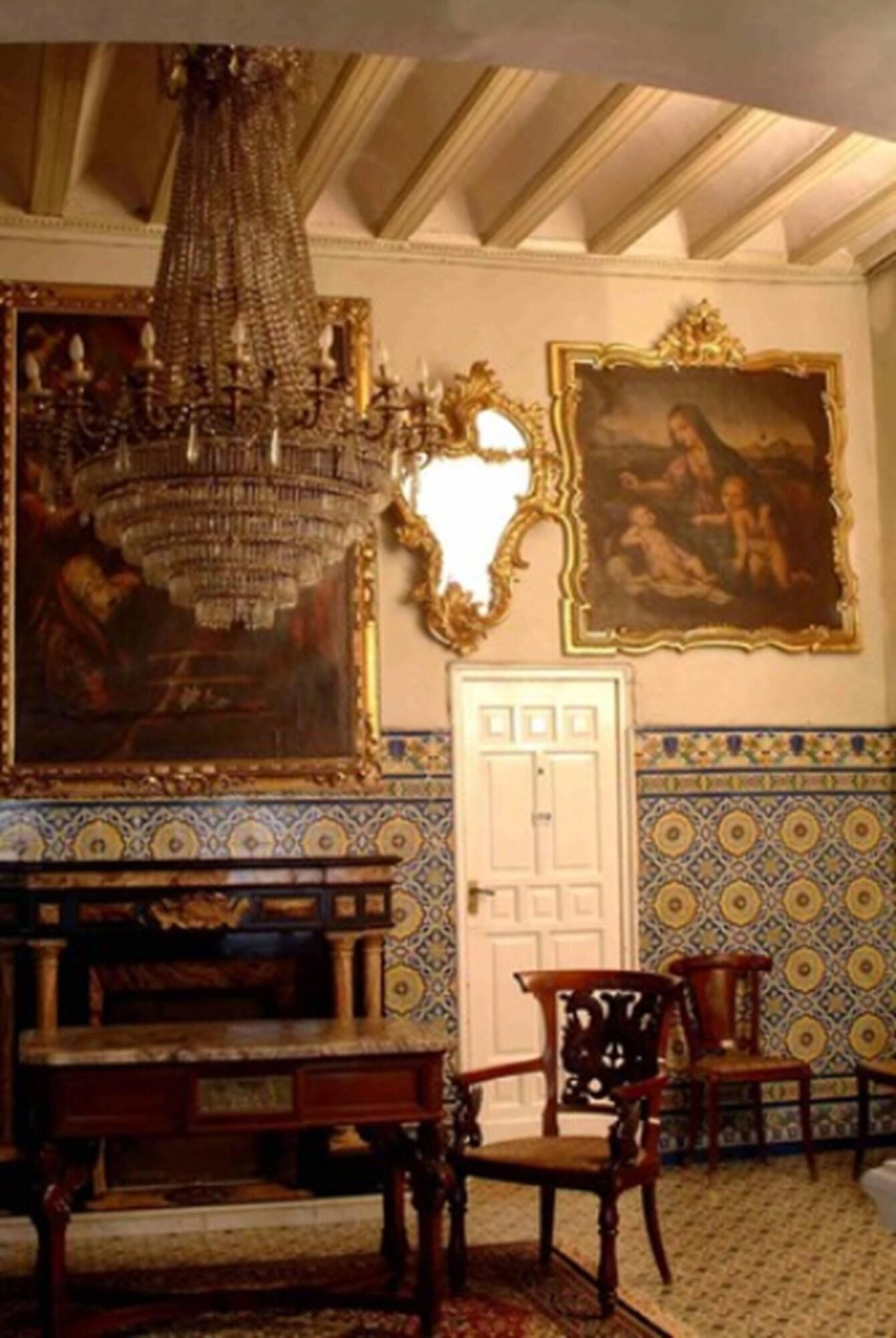 Hotel Simón