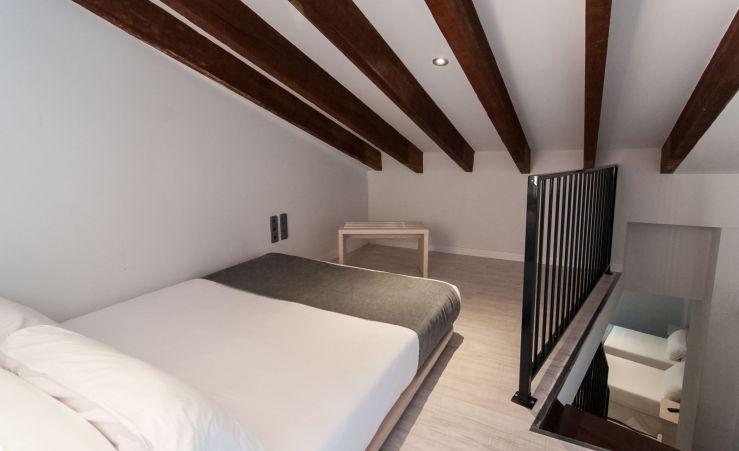 Room Mate Oliveira – City Centre, Valencia