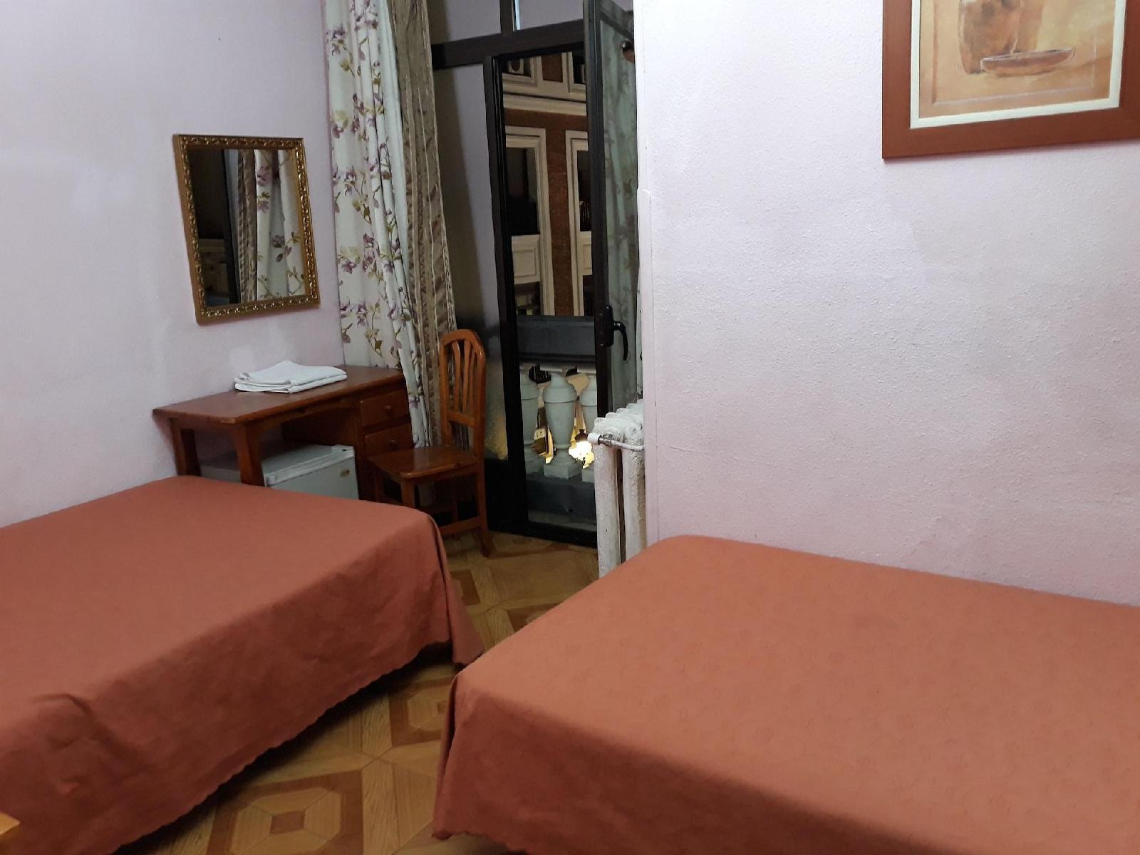 Hostal Fuentesol