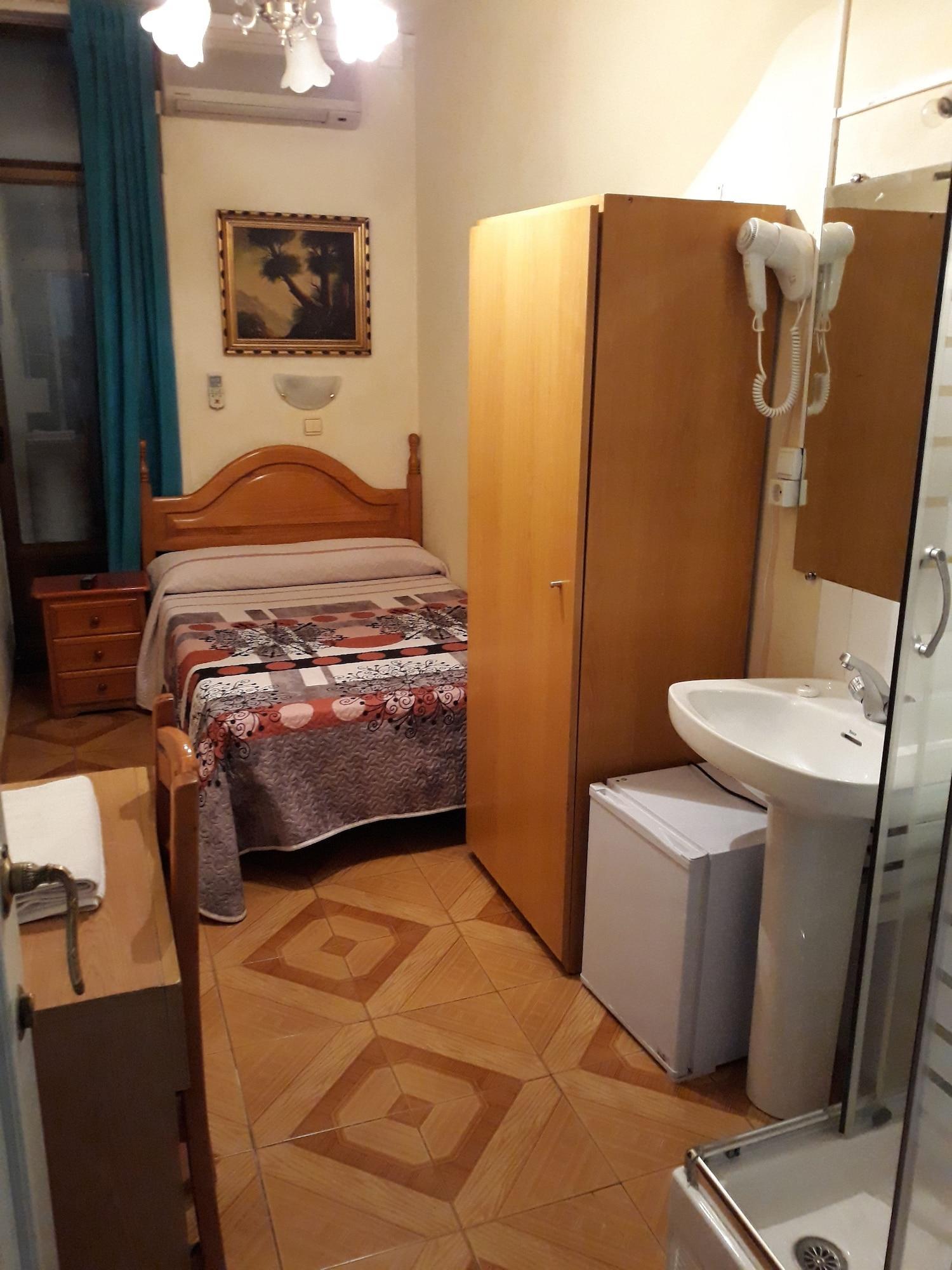 Hostal Fuentesol