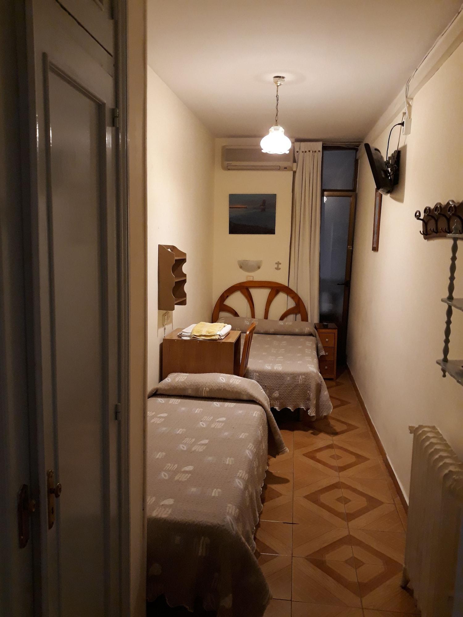 Hostal Fuentesol