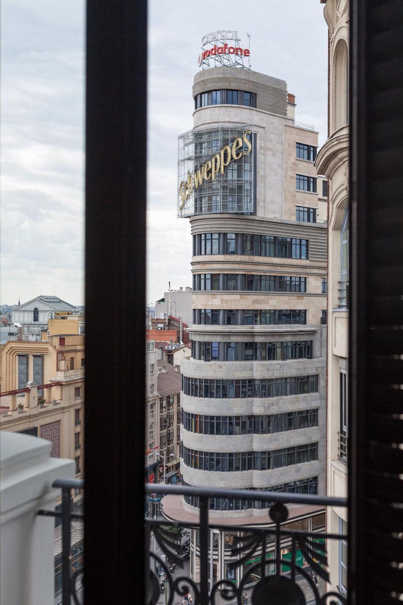 Hostal Gran Via 44