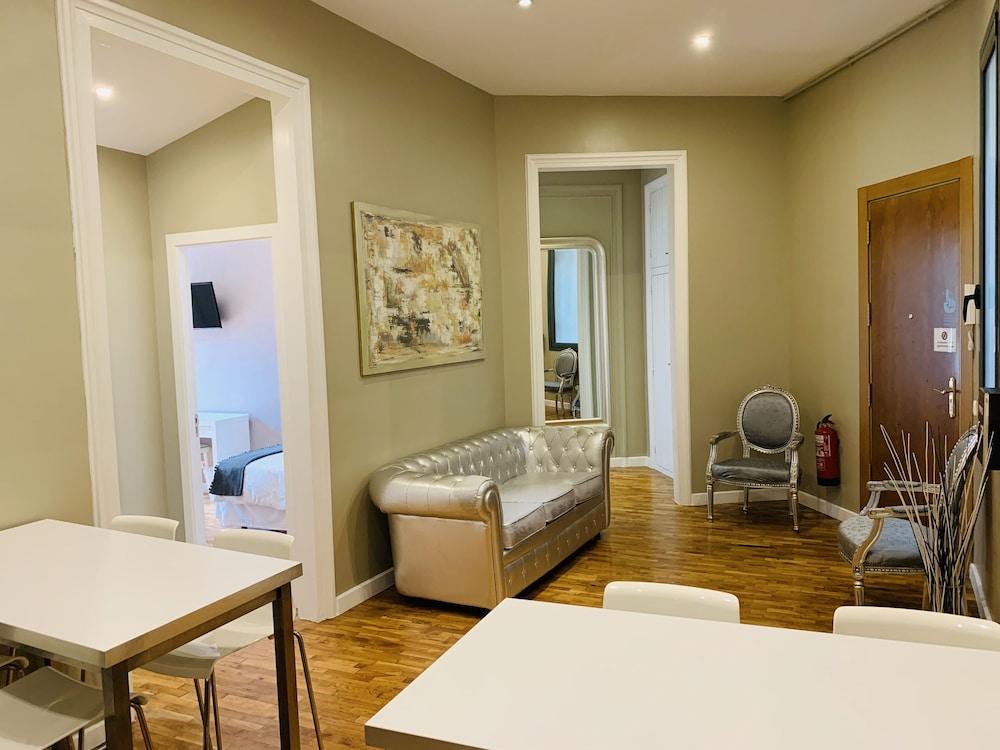 Apartment Balmes