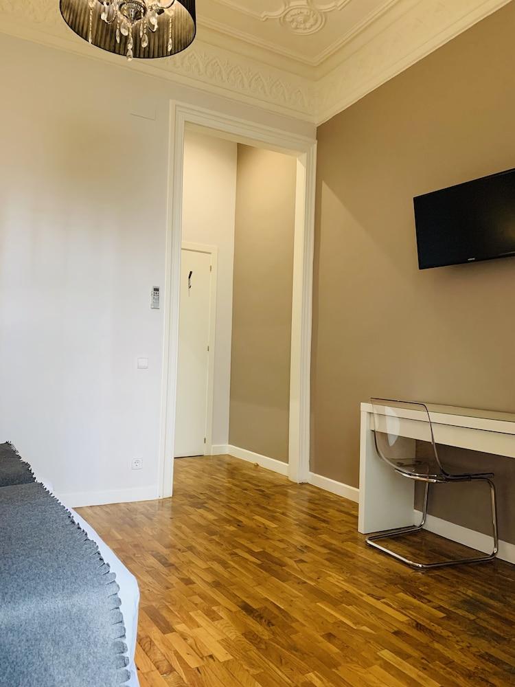 Apartment Balmes