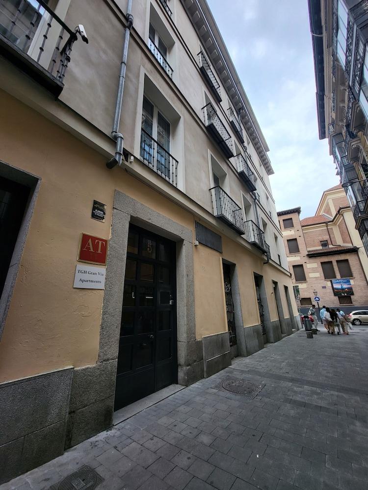TGH Gran Vía Apartments