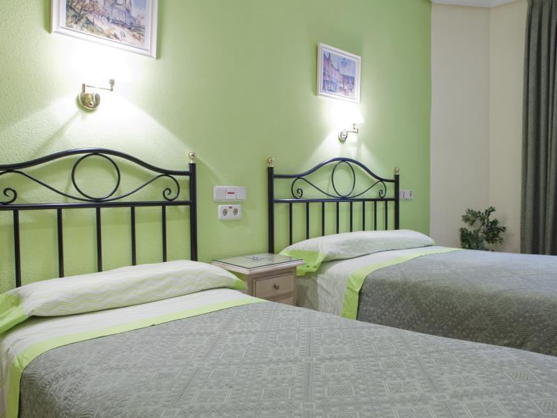 Hostal Los Alpes