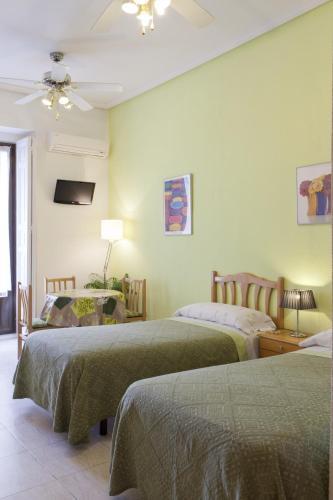 Hostal Los Alpes