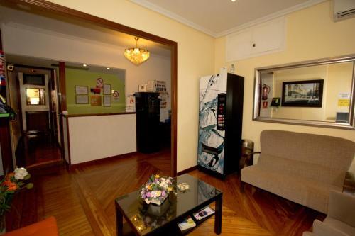 Hostal Los Alpes