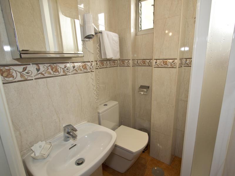 Hostal Los Alpes
