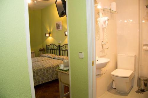 Hostal Los Alpes