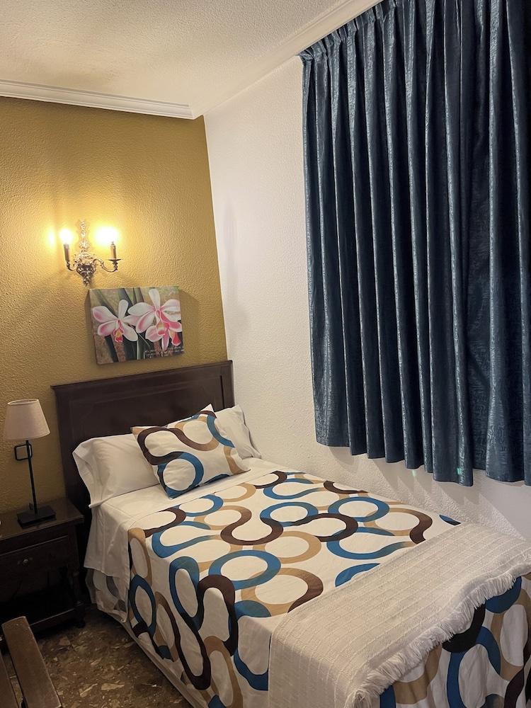 Hostal Sonsoles Madrid-Centro