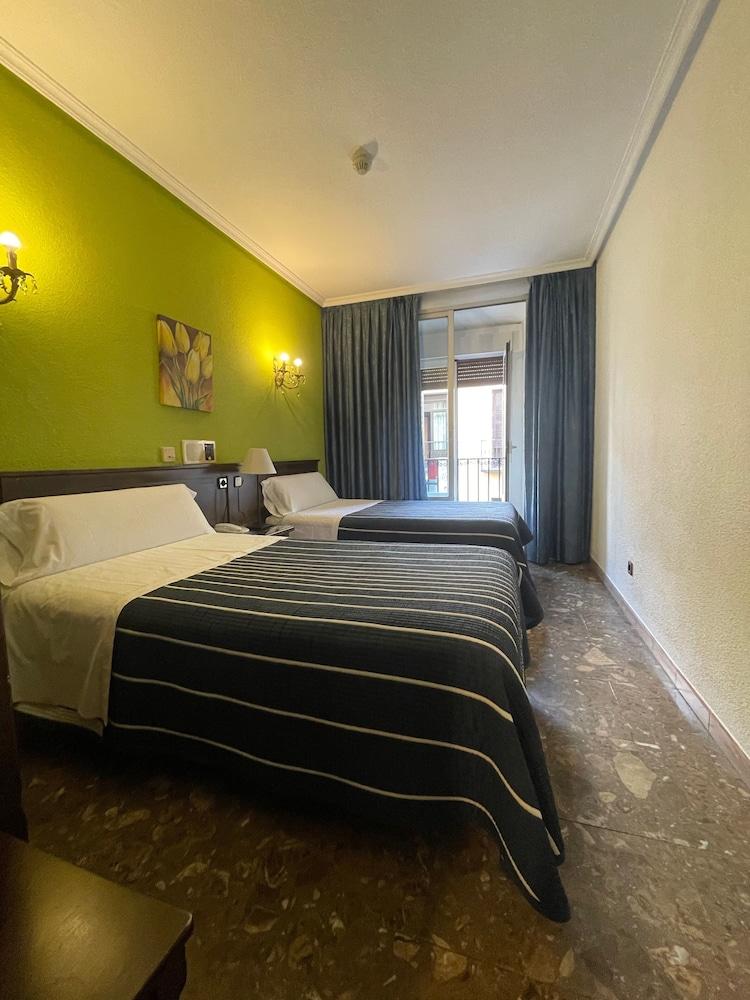 Hostal Sonsoles Madrid-Centro