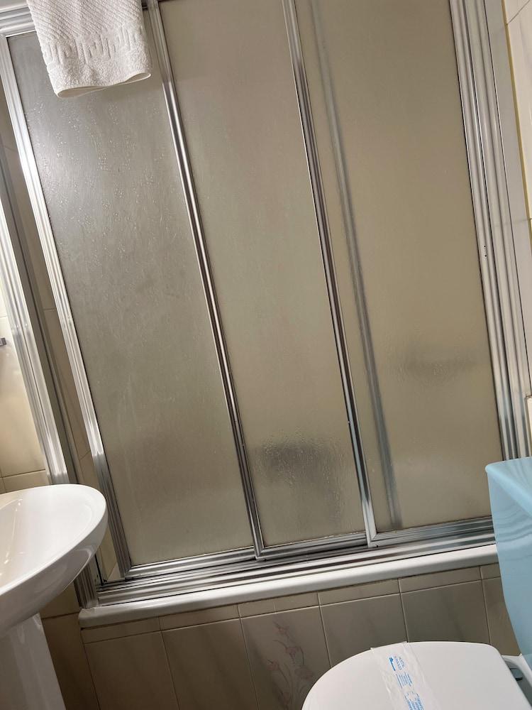 Hostal Sonsoles Madrid-Centro