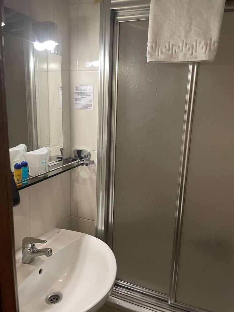 Hostal Sonsoles Madrid-Centro