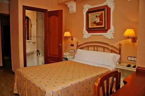 Hostal Victoria Iii