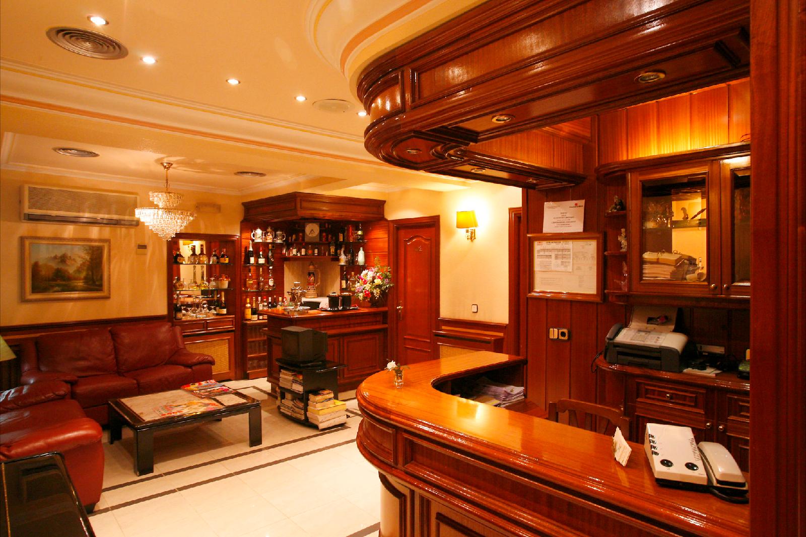 Hostal Victoria Iii