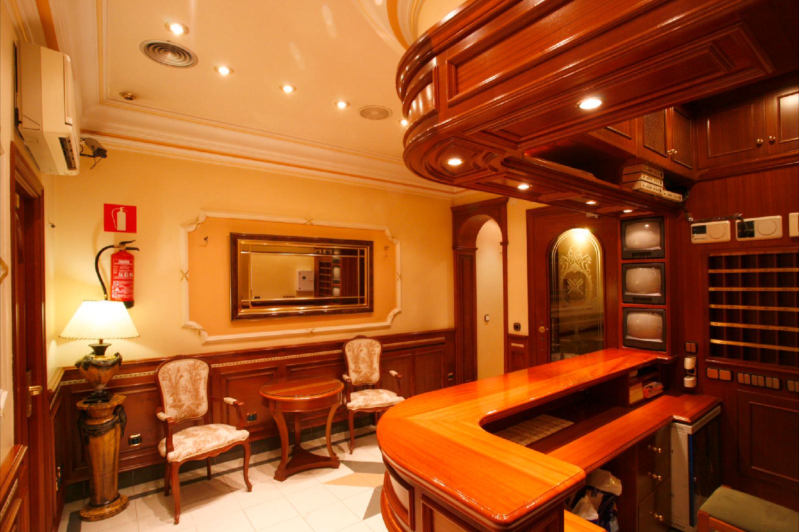 Hostal Victoria Iii