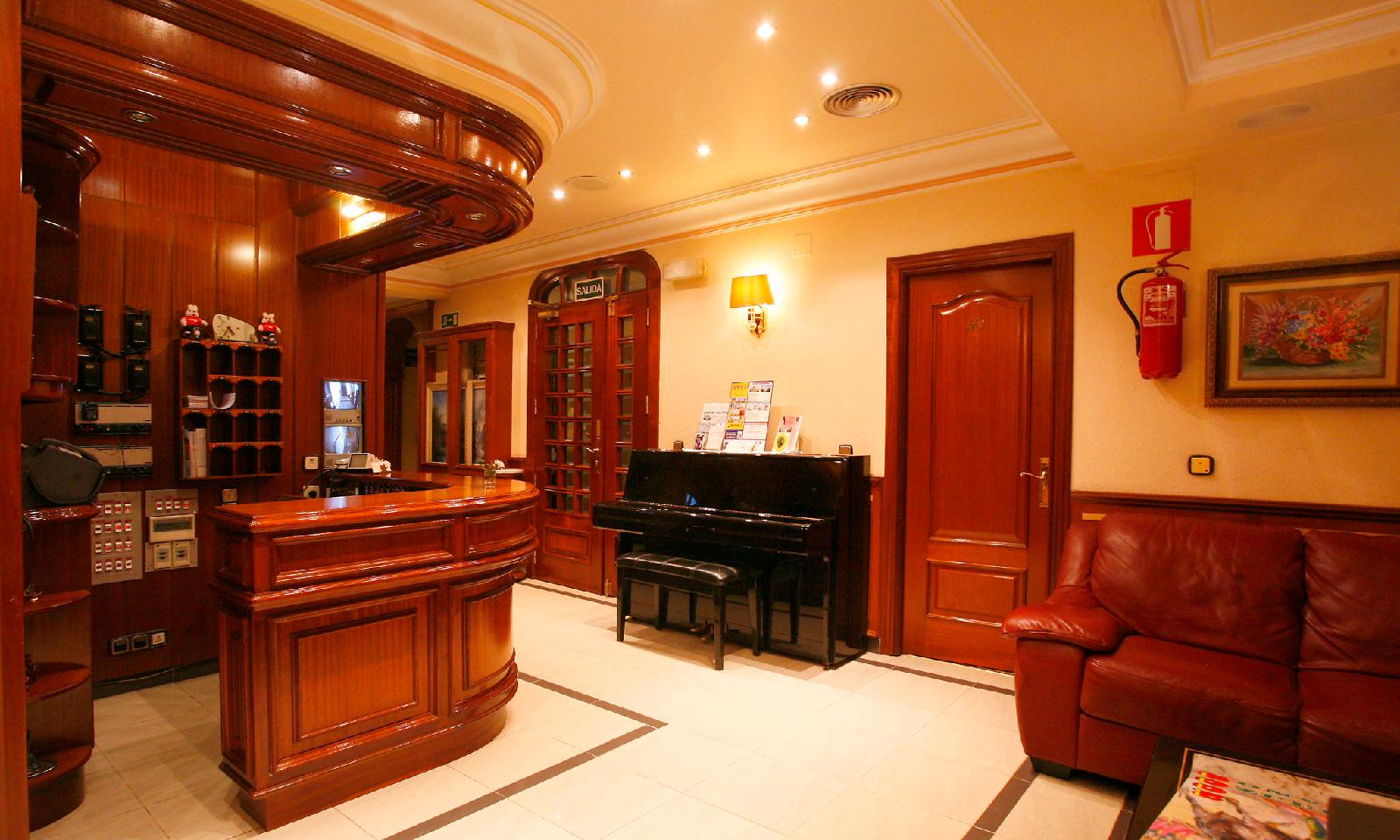 Hostal Victoria Iii