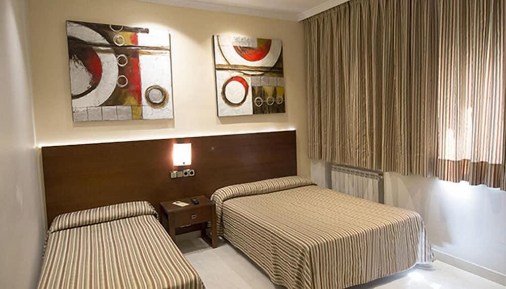 Hostal Atocha Almudena Martin