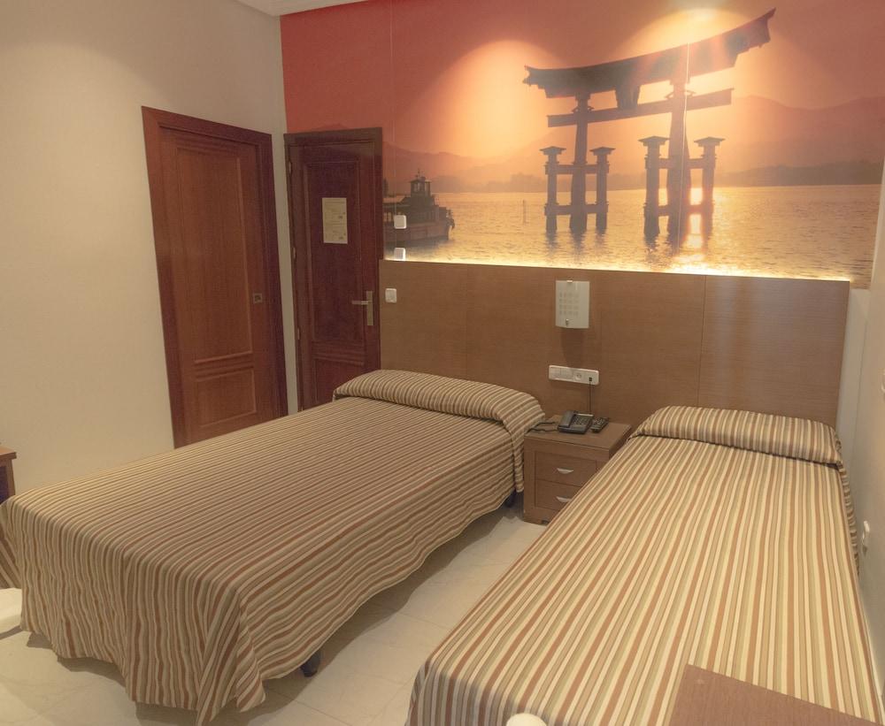 Hostal Atocha Almudena Martin