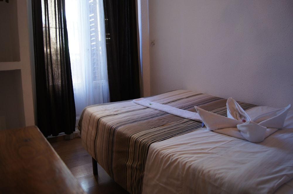 Hostel A Nuestra Señora De La Paloma