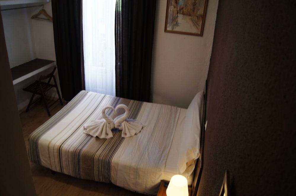 Hostel A Nuestra Señora De La Paloma