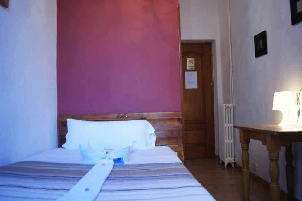 Hostel A Nuestra Señora De La Paloma