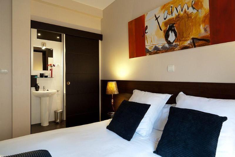 Thc Tirso Molina Hostel